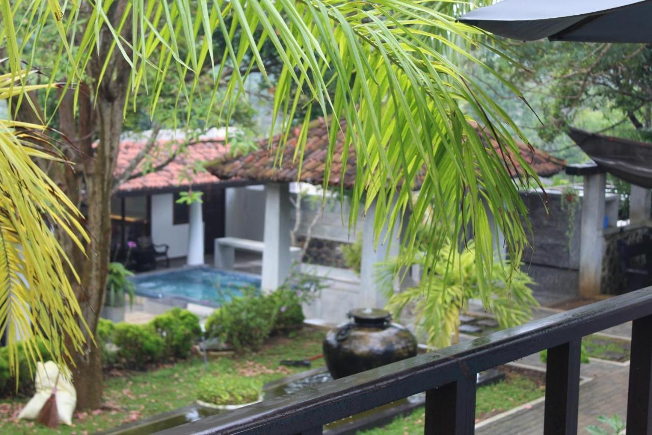 Edge Retreat 3* Unawatuna