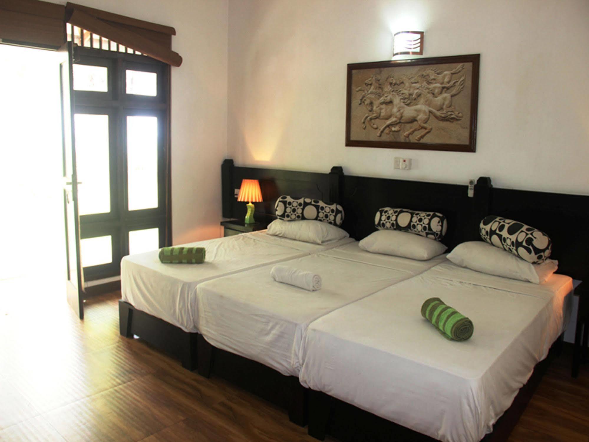 Edge Retreat गेस्ट हाउस Unawatuna